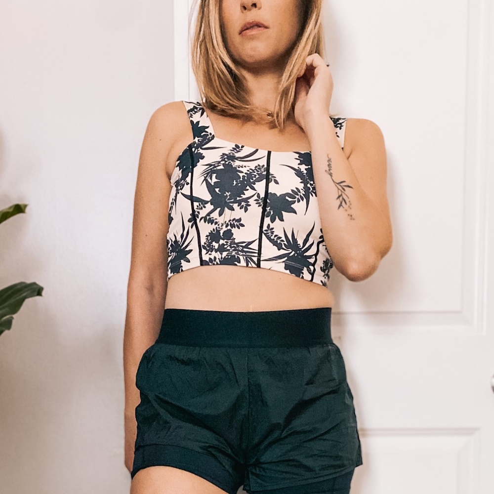 NWT Mono B Sports Bra